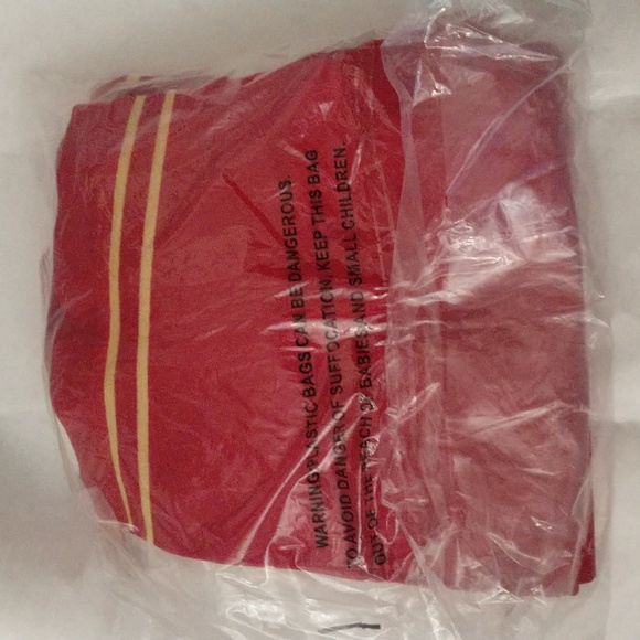 Harry Potter Gryffindor Sports Bra & Shorts NWT - Picture 6 of 7